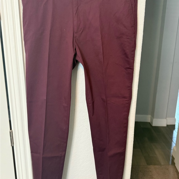 Red Chinos Sleek Straight-Leg Pants - Picture 1 of 3
